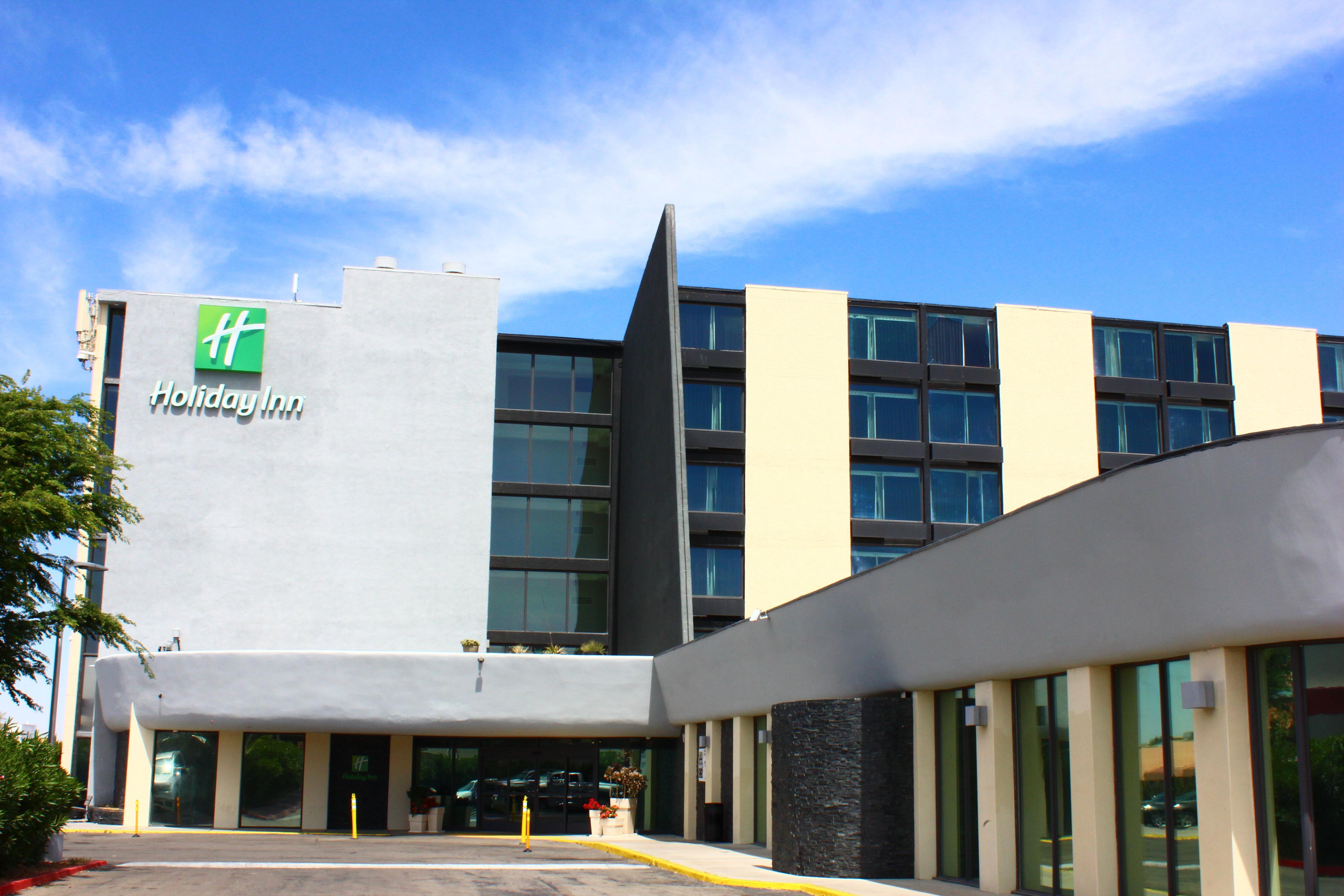Holiday Inn Victorville By Ihg Exterior photo